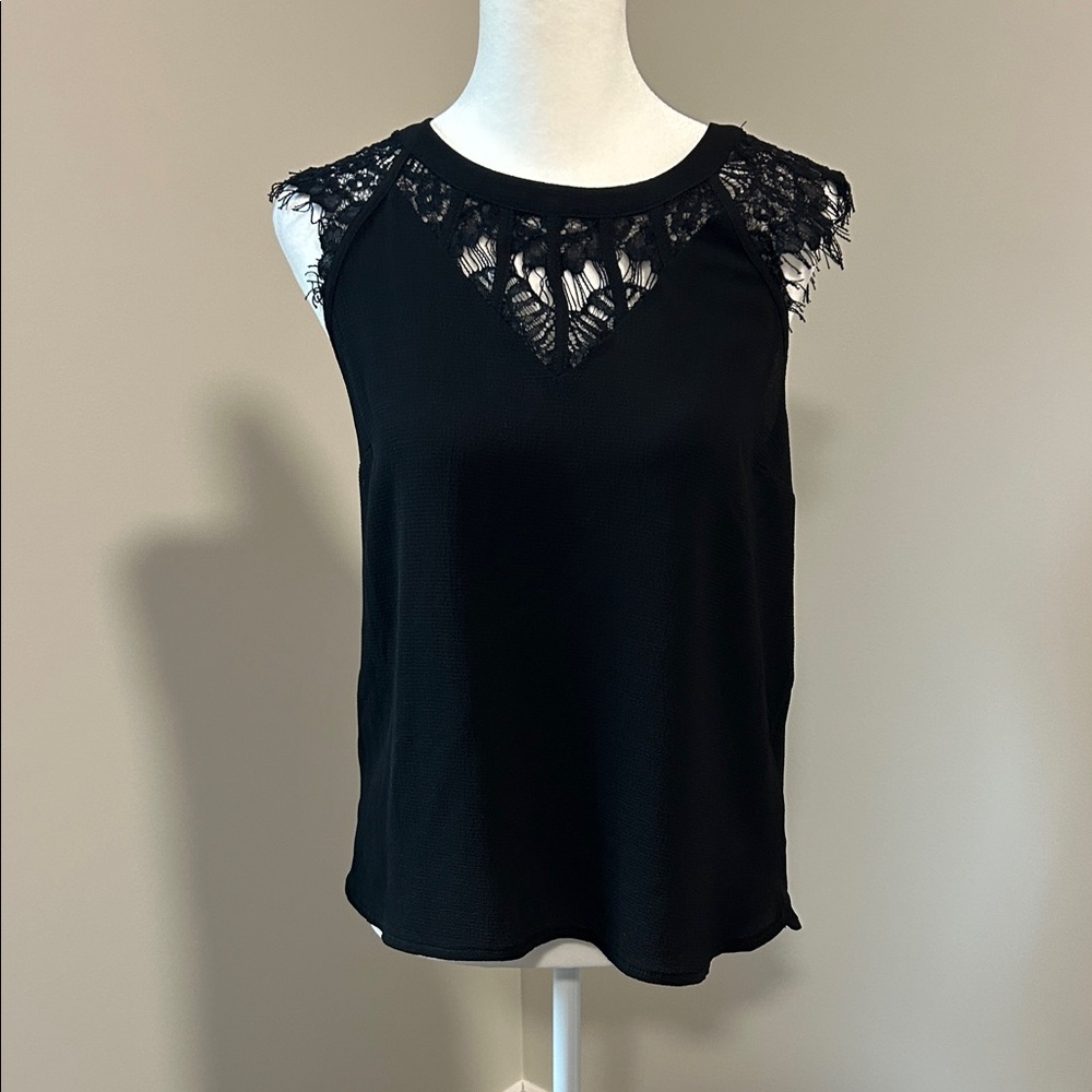 Elegant Black Lace Trim Sleeveless Top. 41 Hawthorn Brand Size X-Small petite